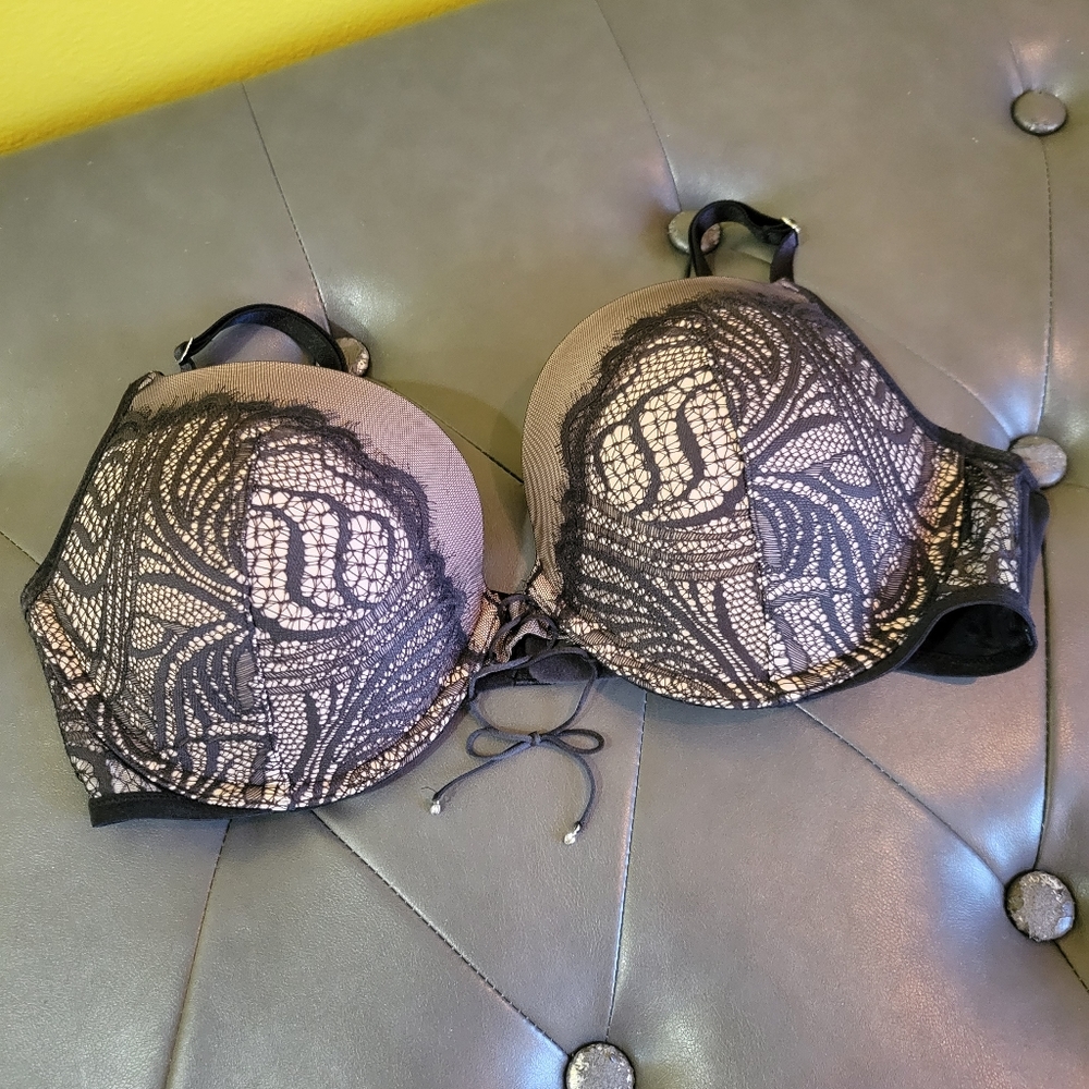 Victoria's Secret Bra 38C